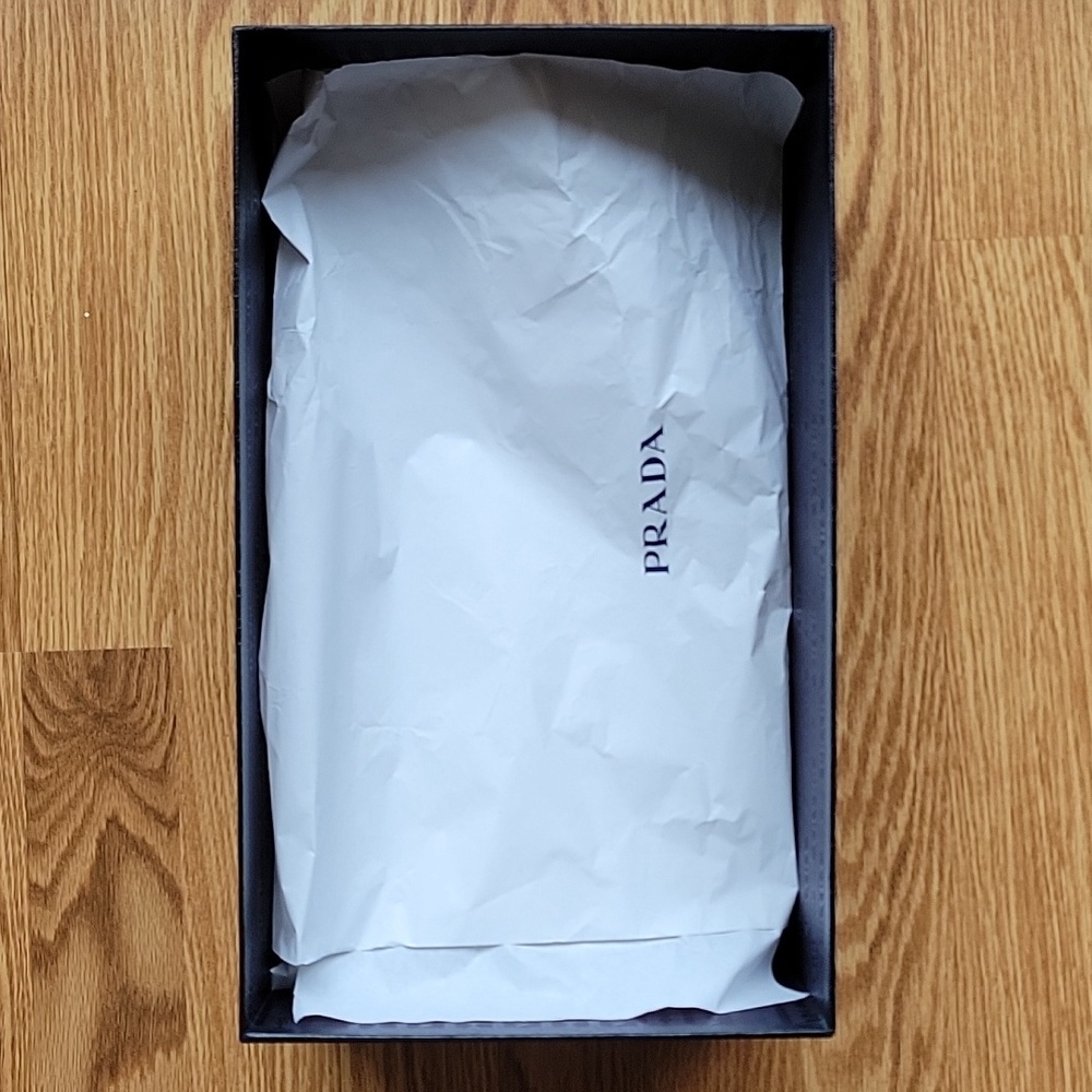 Prada Box (Empty) - Picture 2 of 4